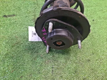 СТОЙКА НА TOYOTA IPSUM ACM21W 2AZ-FE