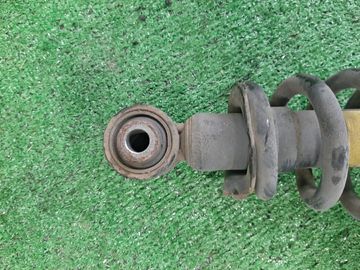 СТОЙКА НА TOYOTA PREMIO ZRT265 2ZR-FE