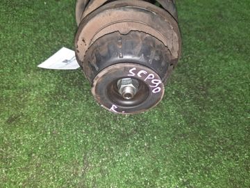 СТОЙКА НА TOYOTA VITZ SCP90 2SZ-FE