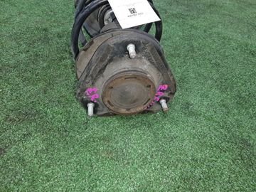 СТОЙКА НА TOYOTA COROLLA  AXIO ZRE142 2ZR-FE