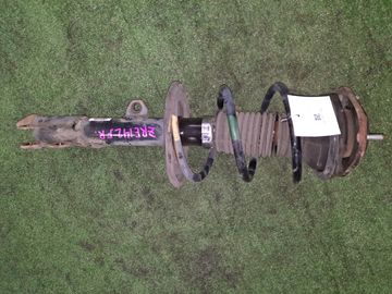 СТОЙКА НА TOYOTA COROLLA  AXIO ZRE142 2ZR-FE