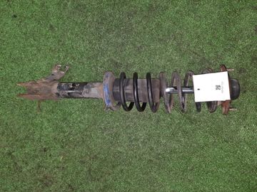 СТОЙКА НА NISSAN CUBE AZ10 CGA3DE