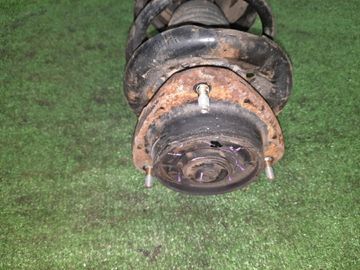 СТОЙКА НА SUBARU FORESTER SG5 EJ20E