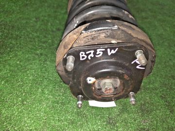 СТОЙКА НА MAZDA FAMILIA BJ5W ZL-DE