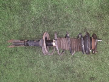 СТОЙКА НА TOYOTA VITZ SCP10 1SZ-FE