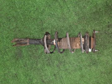 СТОЙКА НА TOYOTA VITZ SCP10 1SZ-FE