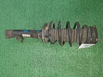 СТОЙКА НА MAZDA DEMIO DY3W ZJ-VE