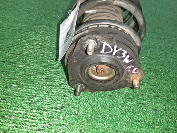 СТОЙКА НА MAZDA DEMIO DY3W ZJ-VE