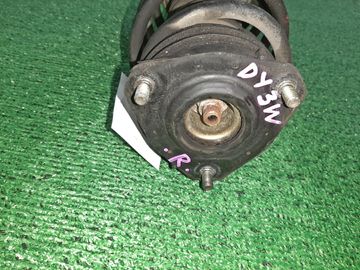 СТОЙКА НА MAZDA DEMIO DY3W ZJ-VE