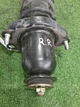 СТОЙКА НА TOYOTA COROLLA NZE121 1NZ-FE