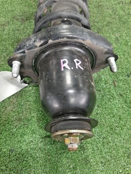 СТОЙКА НА TOYOTA COROLLA NZE121 1NZ-FE