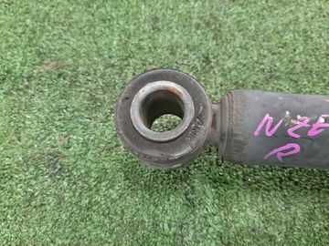 СТОЙКА НА TOYOTA COROLLA NZE121 1NZ-FE