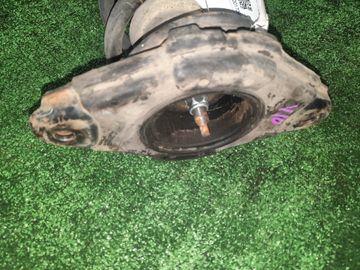 СТОЙКА НА NISSAN TINO V10 QG18DE