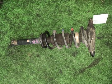 СТОЙКА НА NISSAN TINO V10 QG18DE