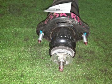 СТОЙКА НА MITSUBISHI LANCER CEDIA CS5A 4G93