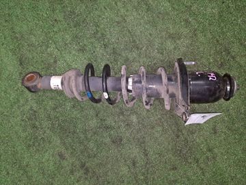 СТОЙКА НА TOYOTA COROLLA  AXIO ZRE142 2ZR-FE