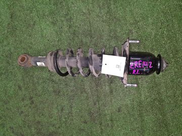 СТОЙКА НА TOYOTA COROLLA  AXIO ZRE142 2ZR-FE