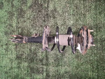 СТОЙКА НА MITSUBISHI RVR GA3W 4B10