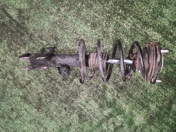 СТОЙКА НА TOYOTA PRIUS ZVW30 2ZR-FXE