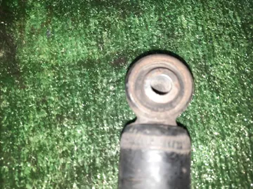 СТОЙКА НА TOYOTA MARK II BLIT GX110W 1G-FE