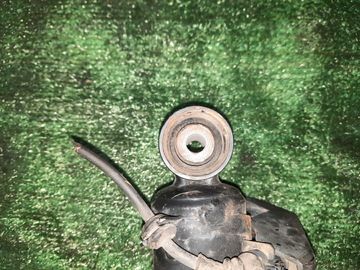 СТОЙКА НА PORSCHE CAYENNE 955