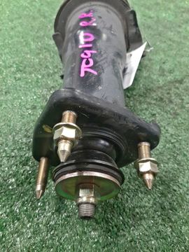 СТОЙКА НА TOYOTA PROGRES JCG10 1JZ-GE