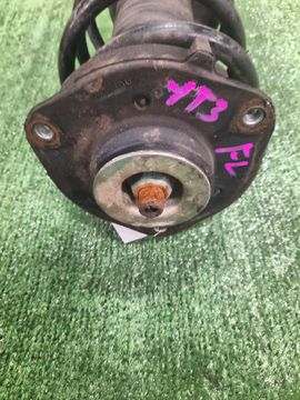 СТОЙКА НА VOLKSWAGEN TOURAN 1T3 CAVC