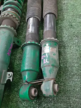 СТОЙКА НА HONDA ODYSSEY RC1 K24W