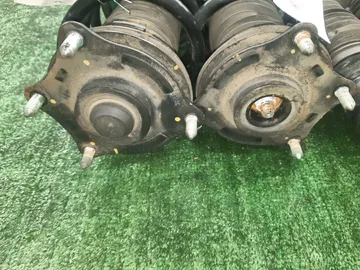 СТОЙКА НА HONDA ODYSSEY RC1 K24W