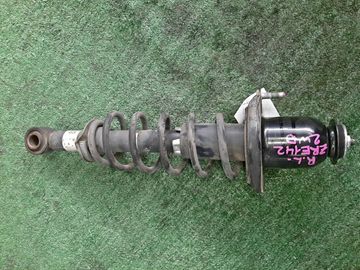 СТОЙКА НА TOYOTA COROLLA  AXIO ZRE142 2ZR-FE