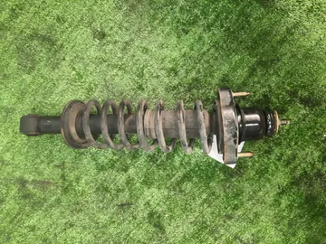 СТОЙКА НА MITSUBISHI AIRTREK CU2W 4G63