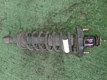 СТОЙКА НА MITSUBISHI AIRTREK CU2W 4G63