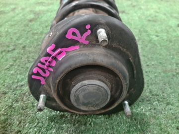 СТОЙКА НА TOYOTA RUSH J210E 3SZ-VE