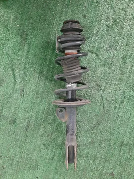 СТОЙКА НА TOYOTA VITZ KSP130 1KR-FE