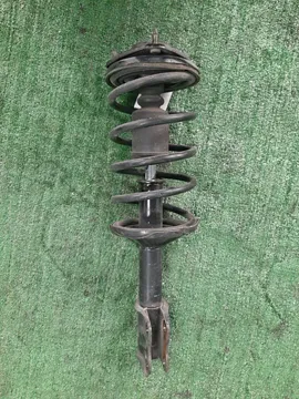 СТОЙКА НА MITSUBISHI LANCER CEDIA CS2A 4G15