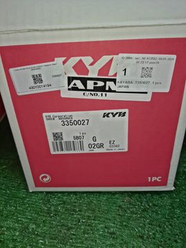 СТОЙКА НА KYB PRIUS ZVW50