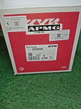 СТОЙКА НА KYB PRIUS ZVW50