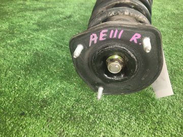 СТОЙКА НА TOYOTA COROLLA AE111 4A-FE