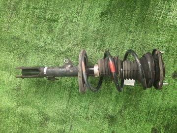 СТОЙКА НА TOYOTA COROLLA NZE121 1NZ-FE