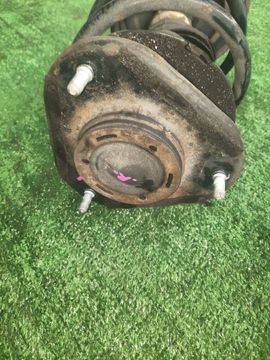 СТОЙКА НА TOYOTA COROLLA NZE121 1NZ-FE