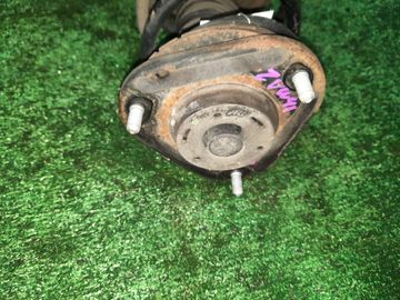 СТОЙКА НА TOYOTA PRIUS ALPHA ZVW41W 2ZR-FXE