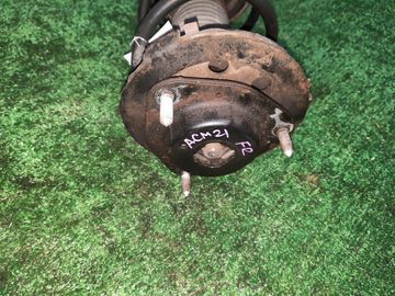 СТОЙКА НА TOYOTA IPSUM ACM21W 2AZ-FE