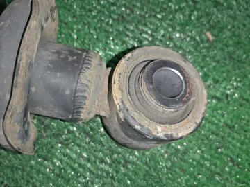 СТОЙКА НА TOYOTA COROLLA FIELDER NZE144G 1NZ-FE