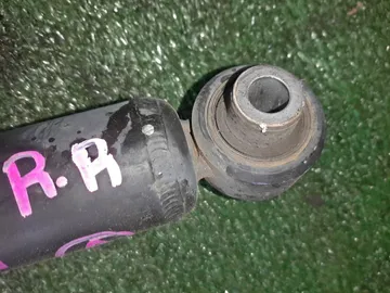 СТОЙКА НА SUBARU LEVORG VM4 FB16