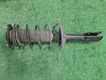 СТОЙКА НА TOYOTA PLATZ NCP12 1NZ-FE