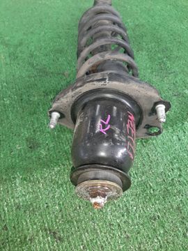 СТОЙКА НА TOYOTA COROLLA NZE121 1NZ-FE