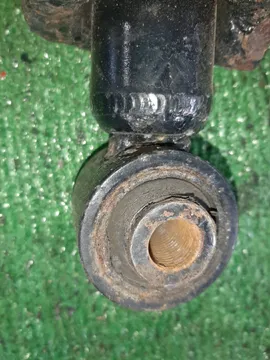 СТОЙКА НА TOYOTA COROLLA  AXIO NZE144 1NZ-FE