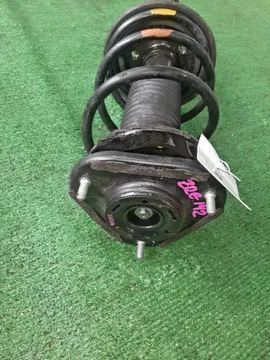 СТОЙКА НА TOYOTA COROLLA  AXIO ZRE142 2ZR-FE