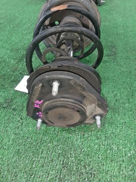 СТОЙКА НА TOYOTA COROLLA  AXIO ZRE142 2ZR-FE