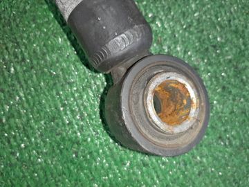 СТОЙКА НА TOYOTA COROLLA  AXIO ZRE142 2ZR-FE